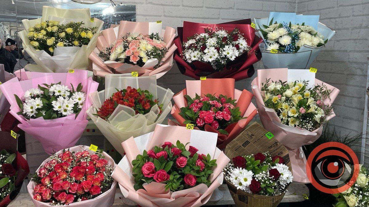 Які ціни на квіти у Коломиї перед Днем закоханих? 7