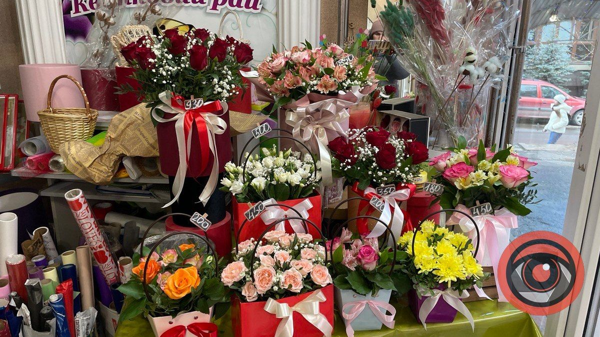 Які ціни на квіти у Коломиї перед Днем закоханих? 6