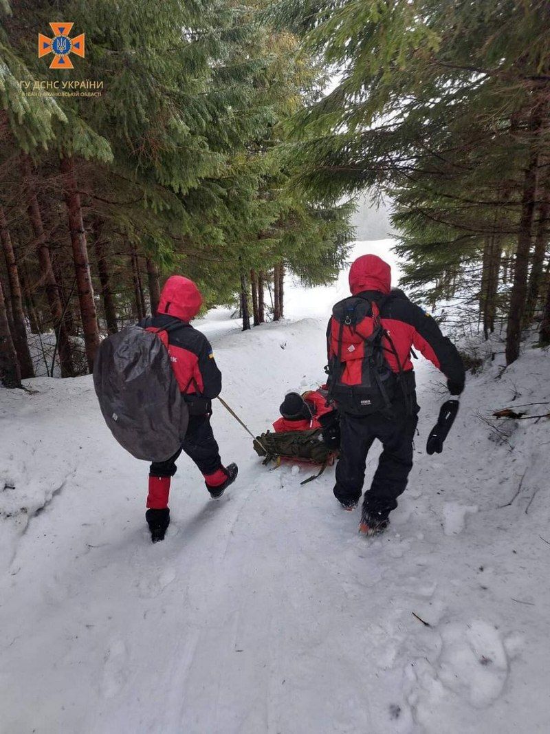 У горах на Верховинщині травмувалося троє туристів з Дніпропетровщини 4