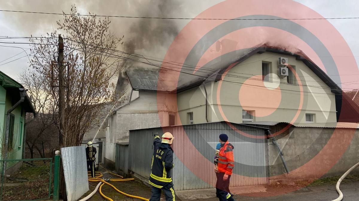 У Коломиї горить житловий будинок (оновлюється) 4