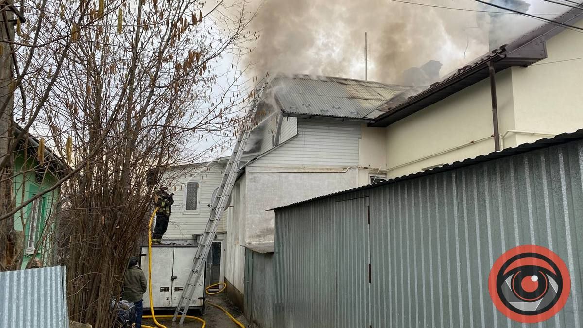 Деталі масштабної пожежі житлового будинку в Коломиї 1