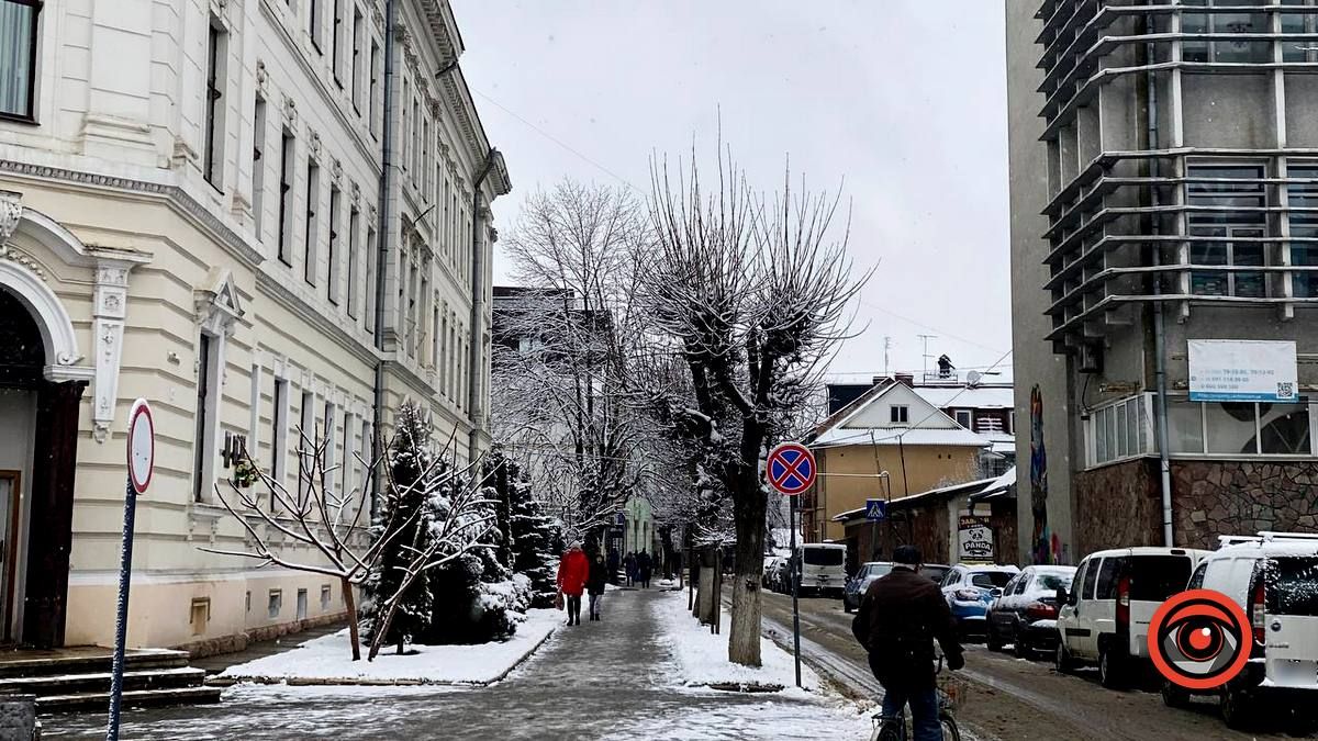 Засніжений зимовий день у Коломиї | Фоторепортаж 15