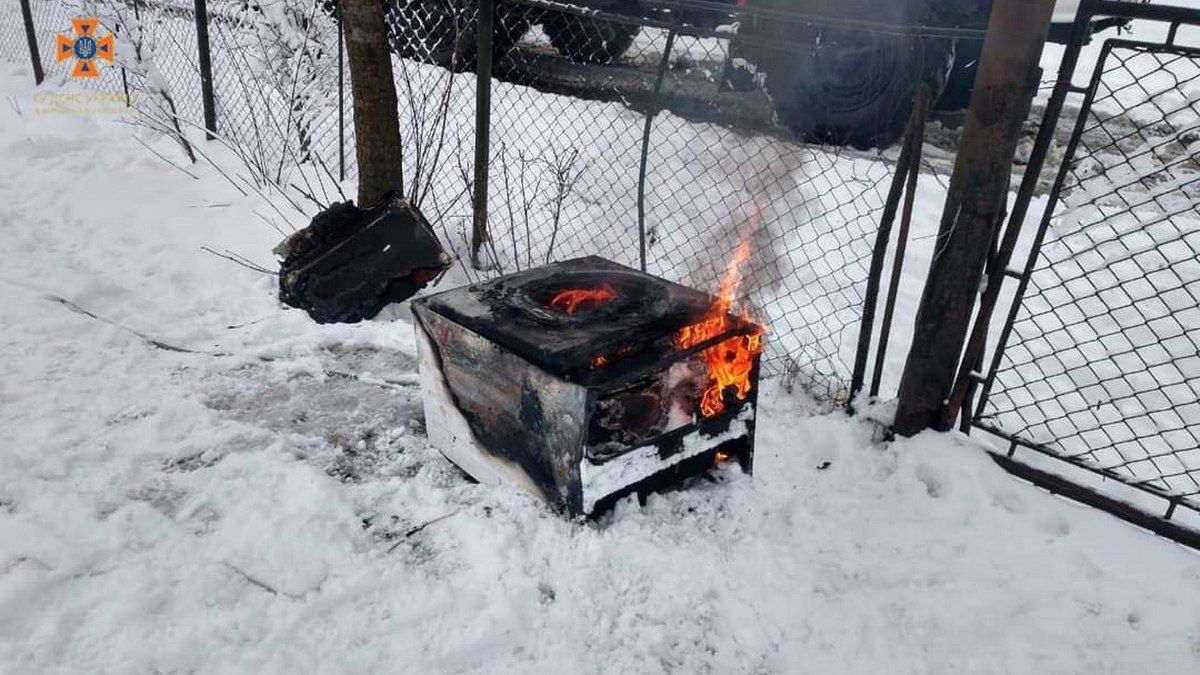 Загорілася пральна машинка: на Косівщині від вогню рятували будинок