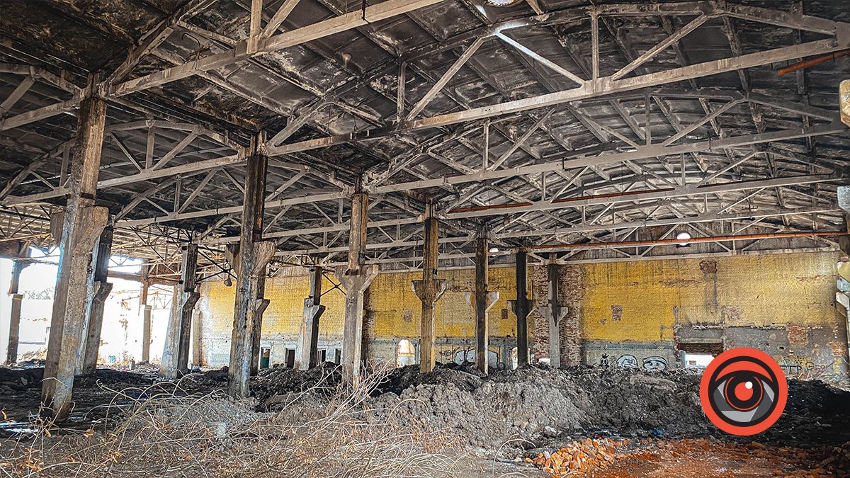 Фабрика машин та відливу заліза братів Біскупських, давніх дилерів Ford та Chevrolet у Коломиї 10