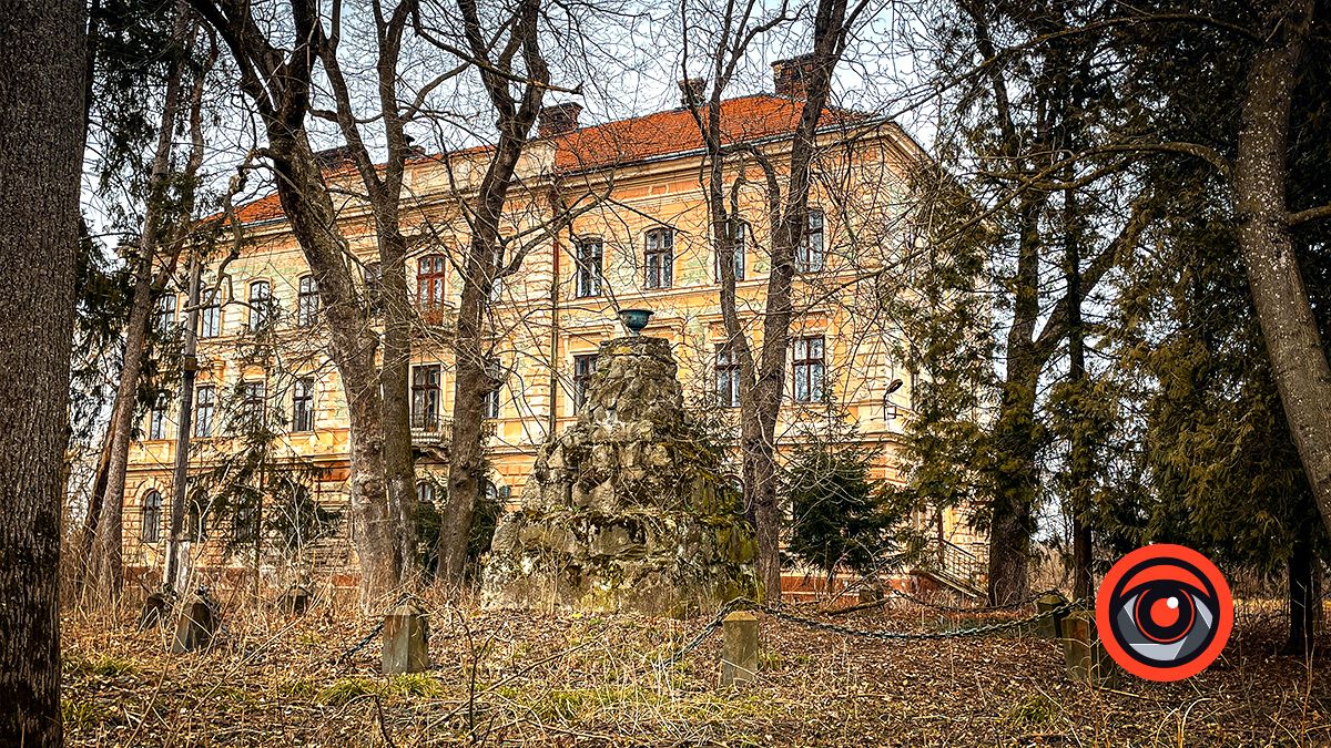 Тютюнова фабрика у Заболотові: графська ресторація, власний зоопарк і нинішні руїни 3