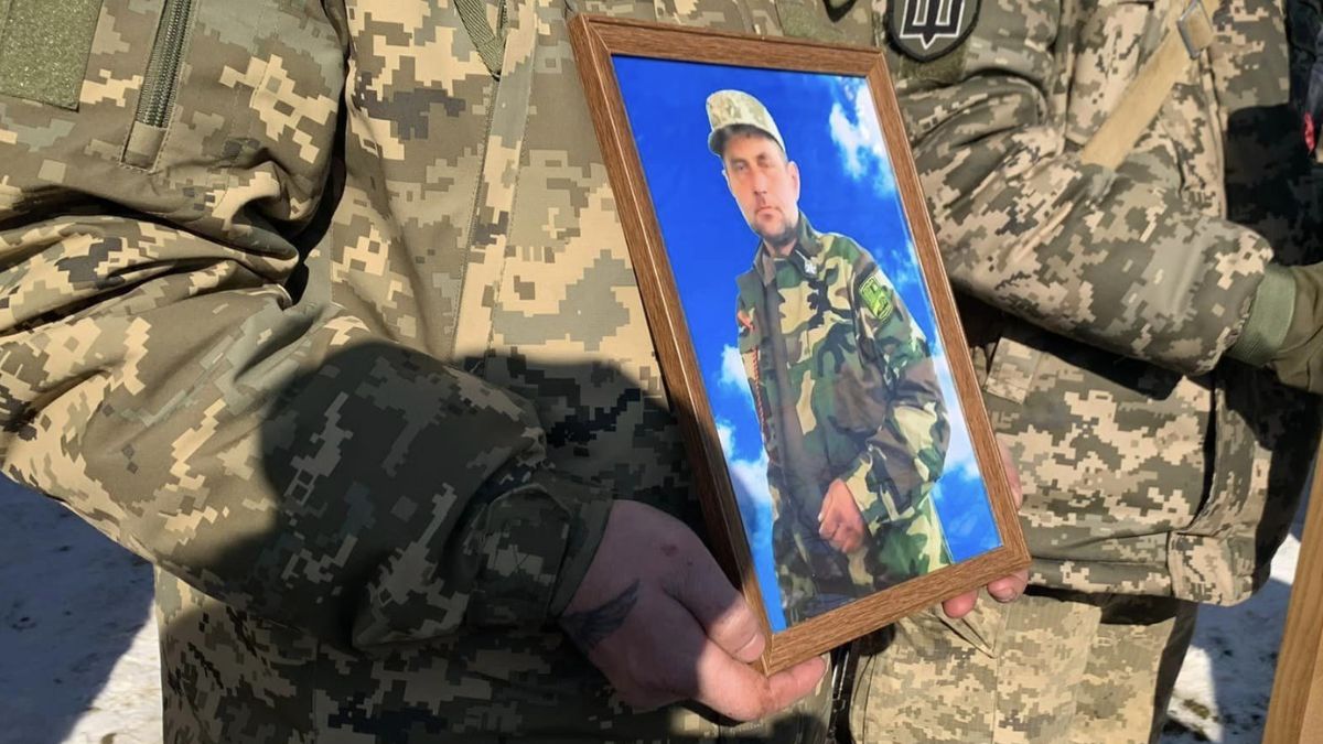 Надвірна провела Героя Івана Кепещука в останню дорогу 1