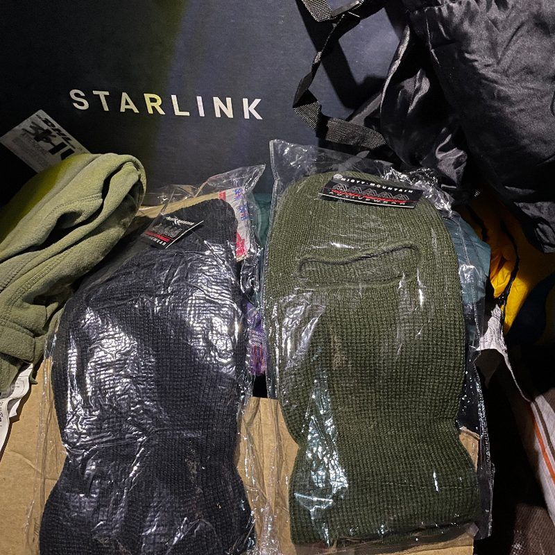 Волонтери з центру "Локомотив" відвезли допомогу коломийським воїнам на запорізькому та донецькому напрямках 4