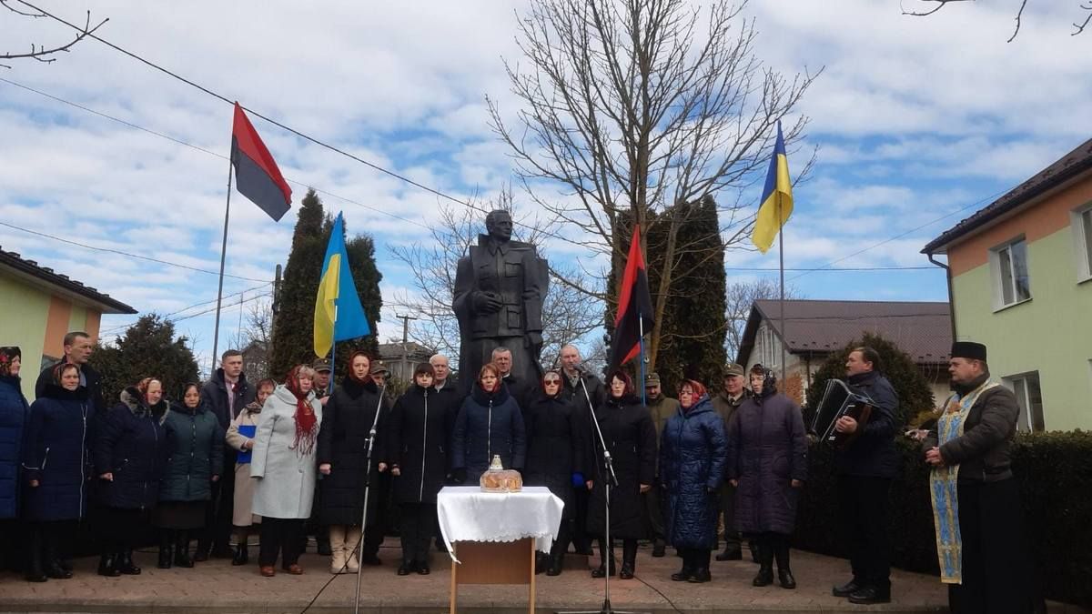 На Городенківщині вшанували пам'ять Романа Шухевича