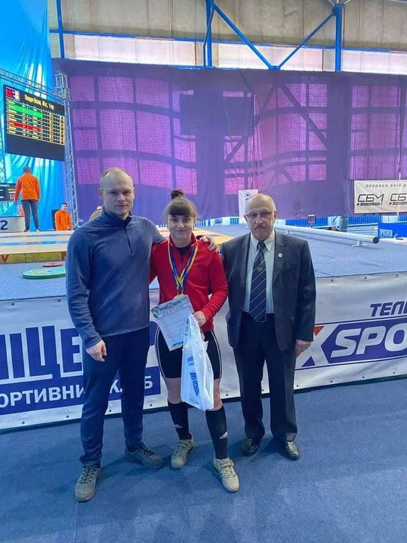Коломиянка Віталія Филипів на Кубку України з важкої атлетики виборола 3 золоті медалі 2