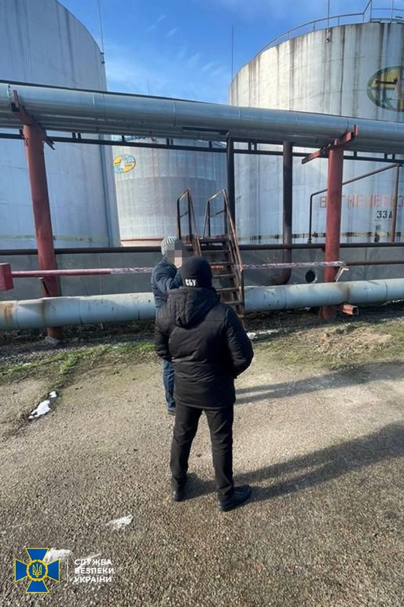 СБУ розслідує корупційні схеми Укрнафти: вилучили продукції на 800 млн грн 1