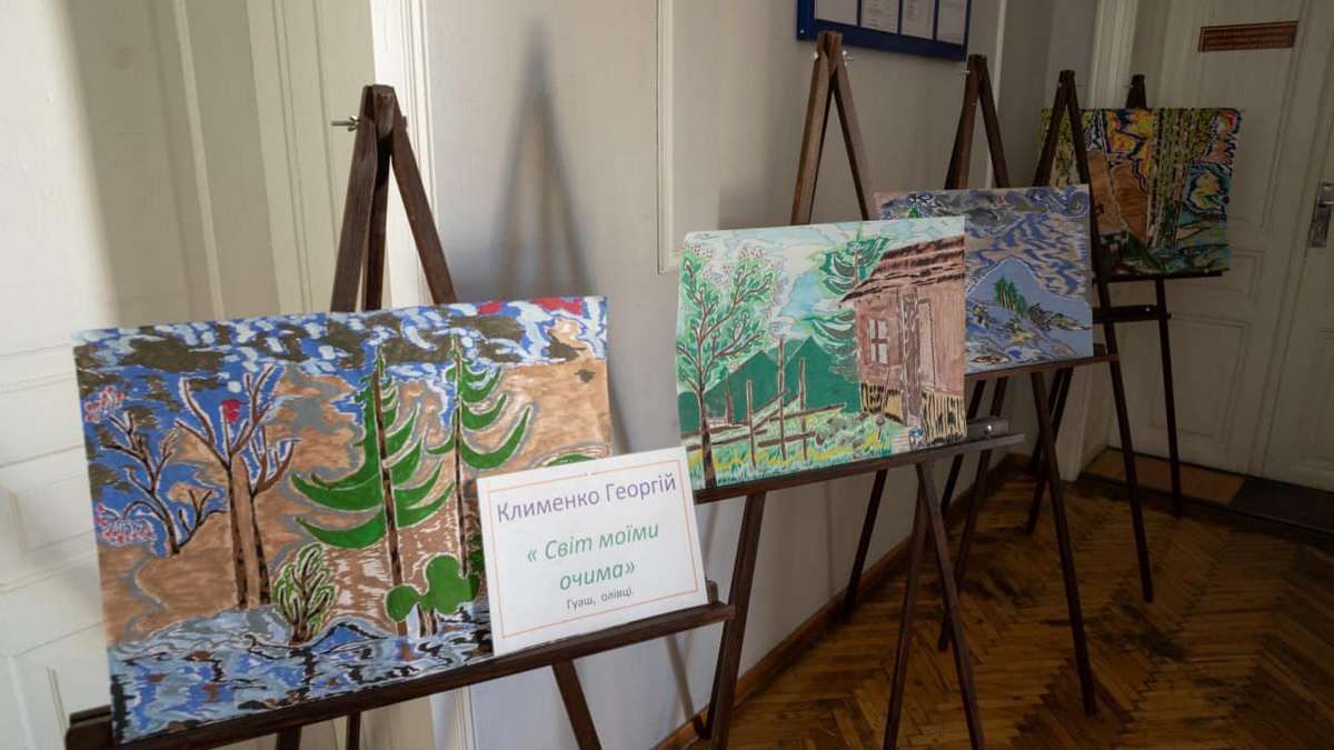 "День добрих справ": інклюзивний театр і учасники майстерні презентували виставу 6