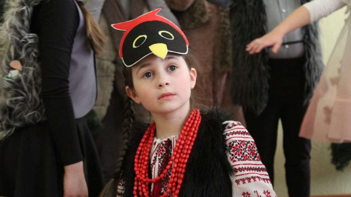 "День добрих справ": інклюзивний театр і учасники майстерні презентували виставу 3