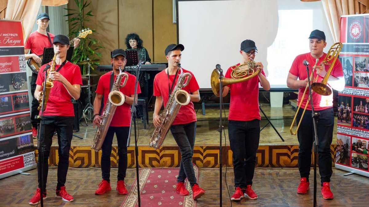 "Разом до перемоги": у Коломиї відбувся концерт 2