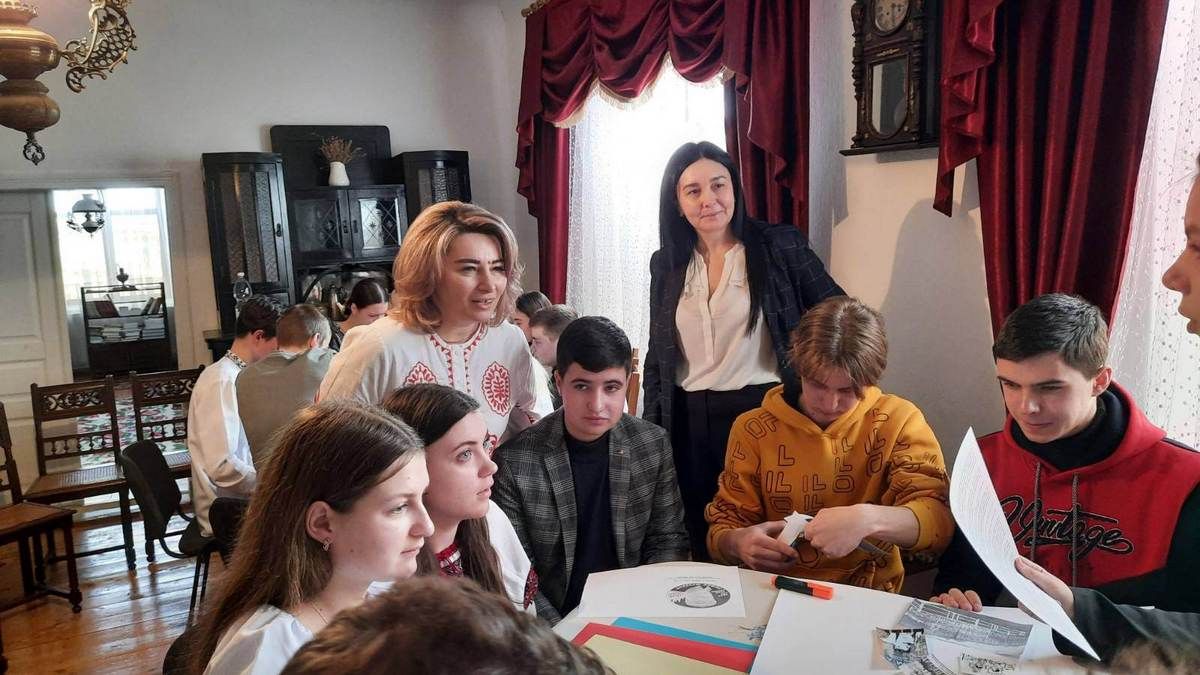 У Тишківцях відбулась конференція "Віхи життя Романа Шухевича" 1