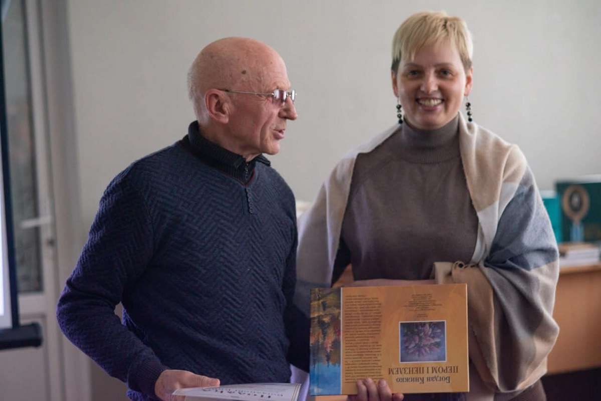 Літераторів та письменників Коломийщини вітали з професійним святом 6