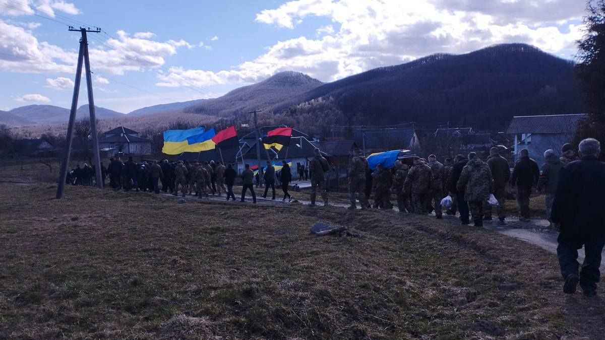 У вічний спочинок провели загиблого Героя Мирослава Яцка з Яблунівської ТГ