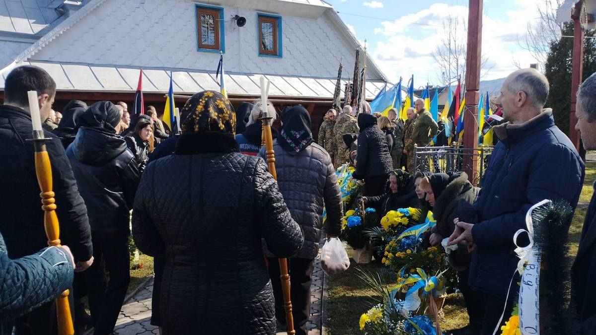 У вічний спочинок провели загиблого Героя Мирослава Яцка з Яблунівської ТГ 4