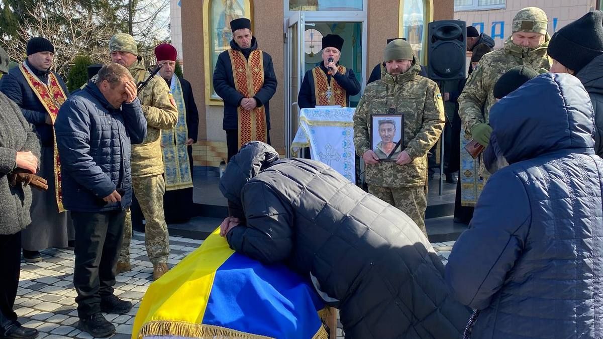 Городенківщина віддала шану загиблому Герою Михайлу Липці 4