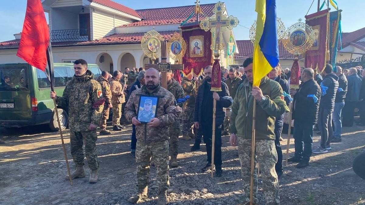 Городенка віддала шану Герою Віталію Шинкаруку 1