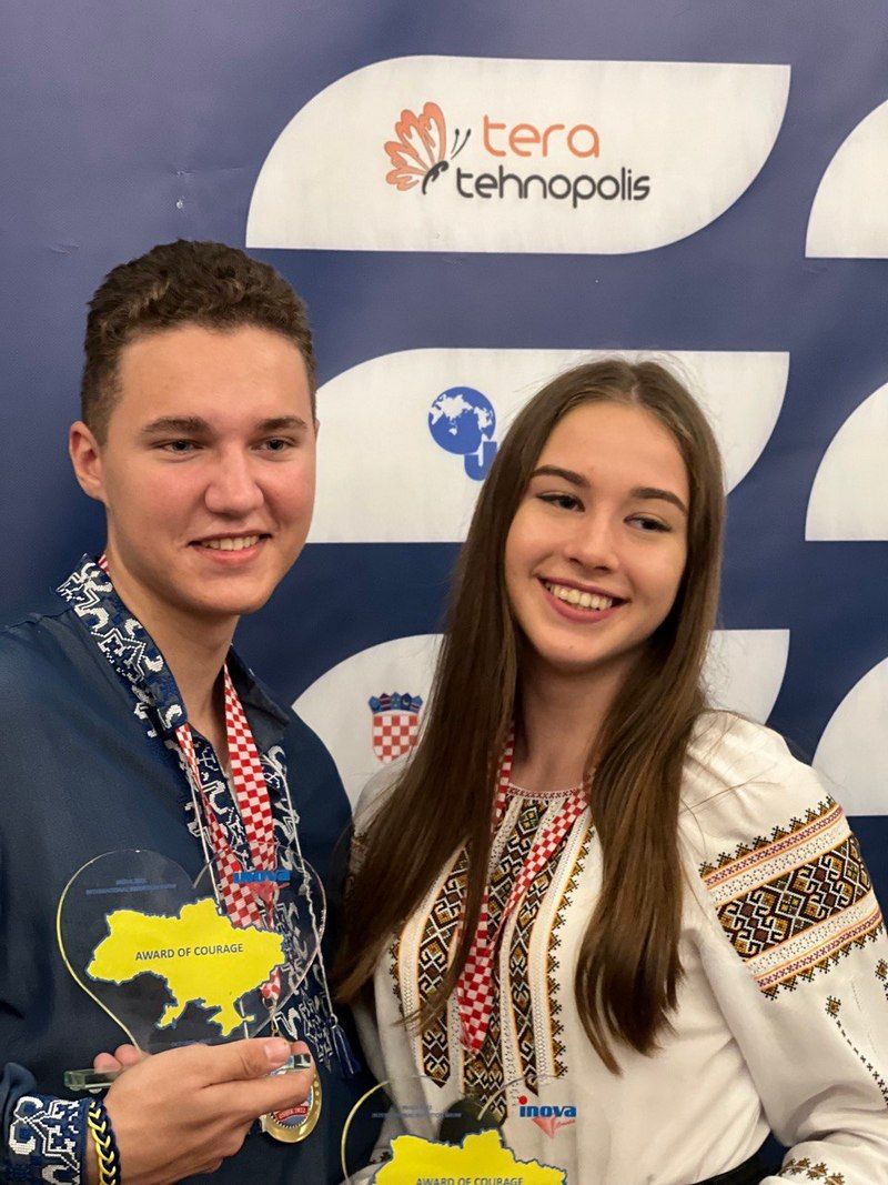 Наші люди - всюди: коломиянка Анна Прокоп'як захистила проєкт у Африці і отримала бронзу 2