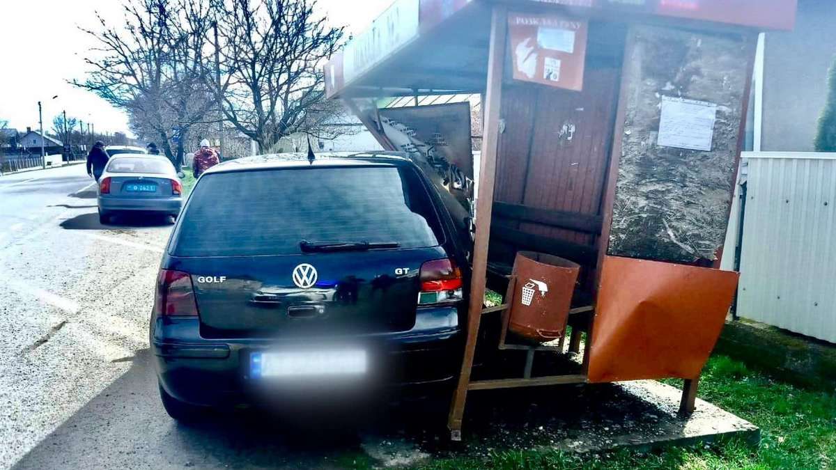 У Снятині водій наїхав на пішохода: жінка у лікарні 1