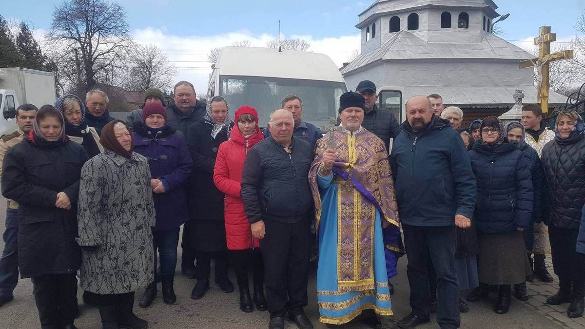 На Городенківщині придбали мікроавтобус для ЗСУ 1