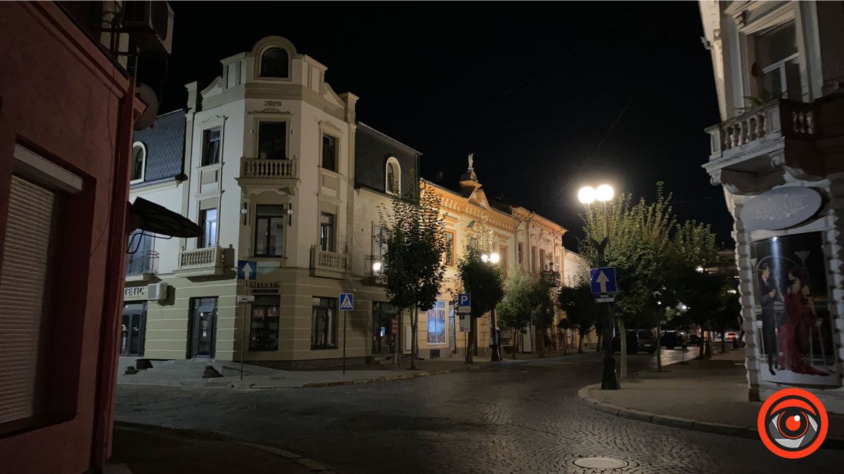 На Прикарпатті скоротили комендантську годину