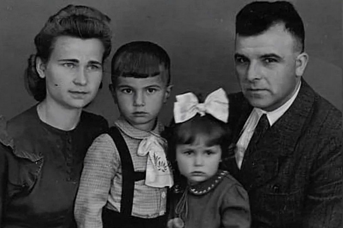 Ліні Костенко сьогодні виповнилось 93 роки: цитати й цікаві сторінки з життя загадкової поетки 1