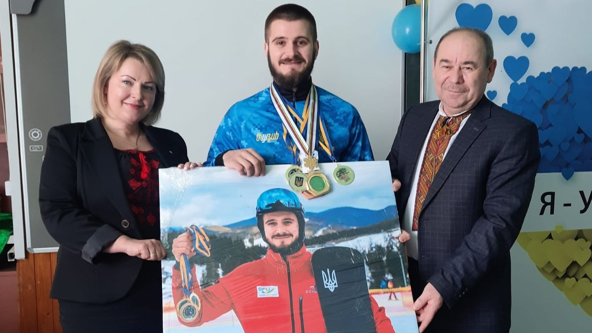 У Верховині відбулася зустріч з Чемпіоном світу зі сноубордингу серед юніорів Михайлом Харуком 4
