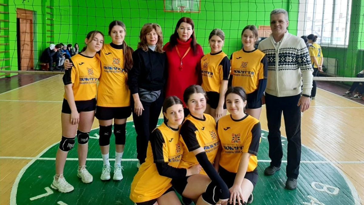 У Коломиї розпочався турнір з волейболу між закладами освіти 1