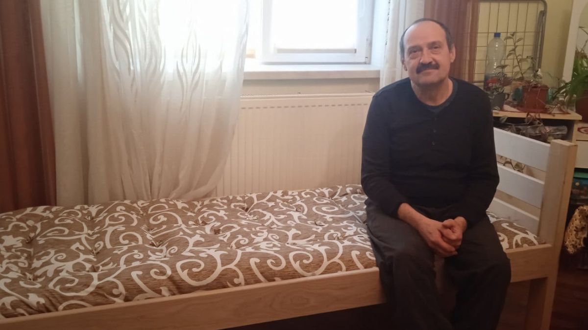 Печеніжинська громада отримала ліжка для ВПО 2