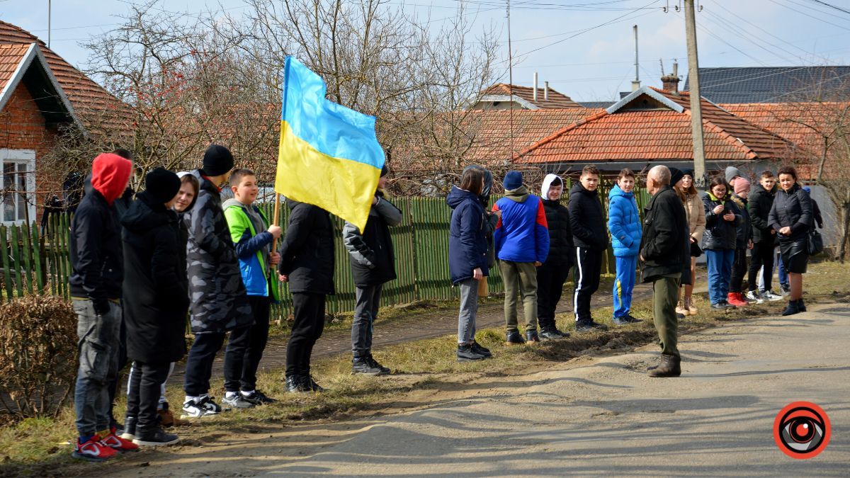 Коломийщина прощається з Героєм Андрієм Луканюком 1
