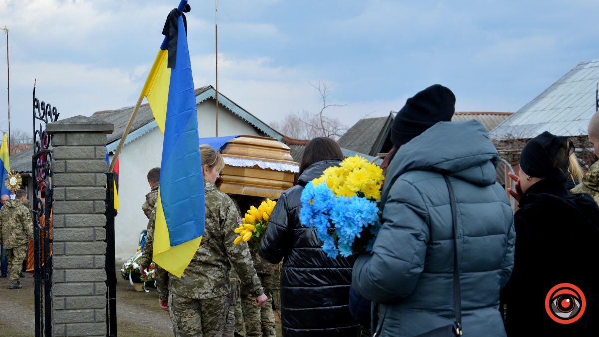 Коломийщина прощається з Героєм Андрієм Луканюком 18