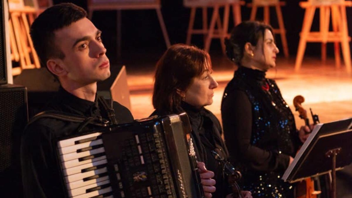 У Соколі відбулася поетична вистава "І возвеличимо на диво і розум наш, і наш язик" 5