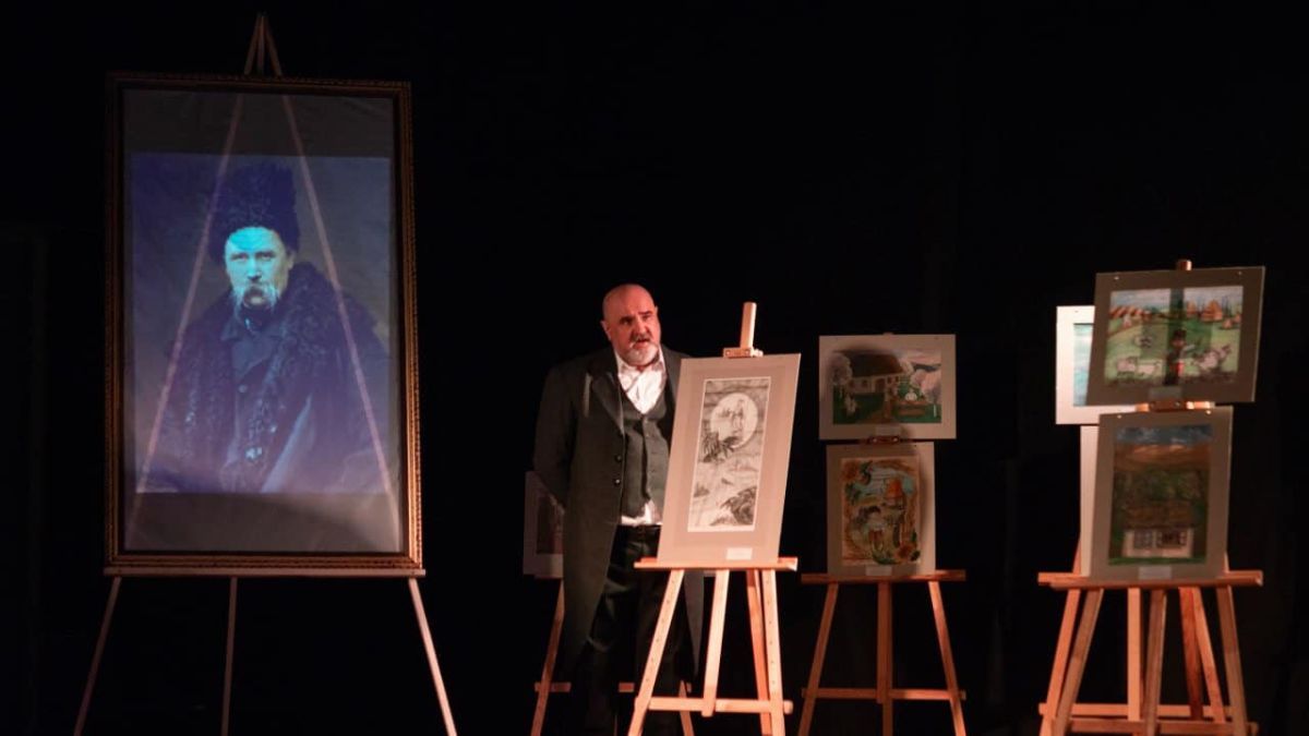 У Соколі відбулася поетична вистава "І возвеличимо на диво і розум наш, і наш язик" 4