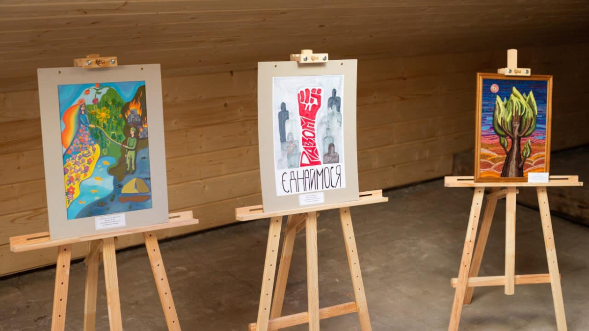 У Коломиї відкрили виставку "Творчість Тараса Шевченка очима дітей" 2