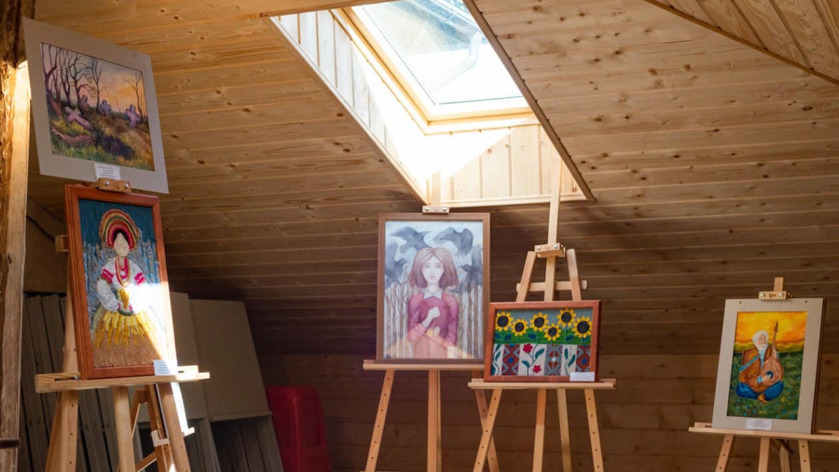 У Коломиї відкрили виставку "Творчість Тараса Шевченка очима дітей" 4