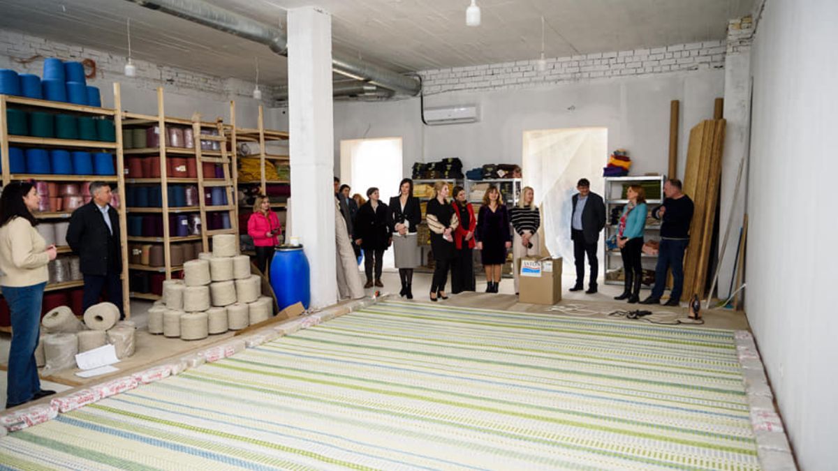 На Косівщину релокувалося ткацьке підприємство з Херсонщини 2