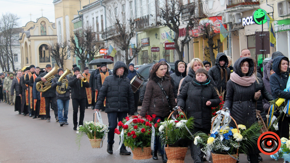 Коломия провела на вічний спочинок Героя Юрія Данильця 13