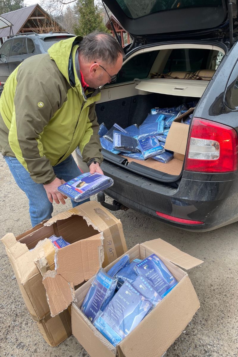 У Коломийський військовий госпіталь приїхали волонтери з Німеччини 4