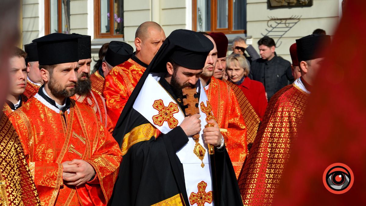 У Коломиї відбулася численна Хресна Дорога вулицями міста 4