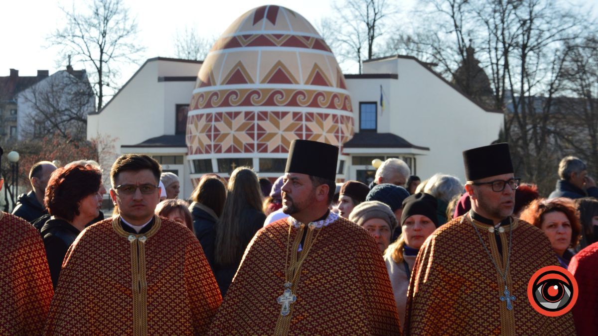 У Коломиї відбулася численна Хресна Дорога вулицями міста 17