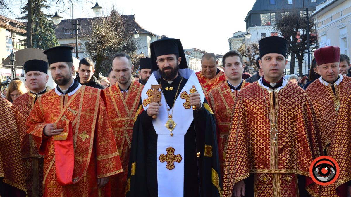 У Коломиї відбулася численна Хресна Дорога вулицями міста 18