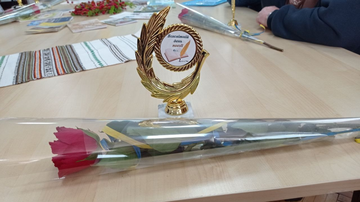"Поезія єднає серця": у Печеніжині відбулася зустріч поетів 5