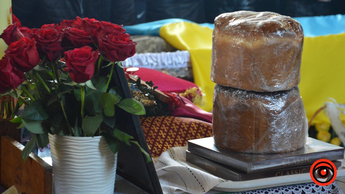 Коломия провела в останню дорогу Героїв Олександра Ганущака та Андрія Чемериса 9