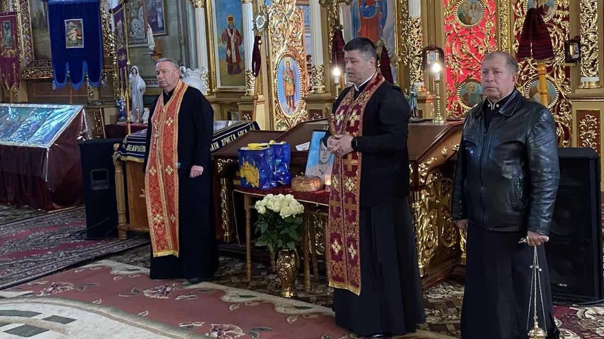 У Верховині відкрили меморіальну дошку на честь Андрія Дідківського 1