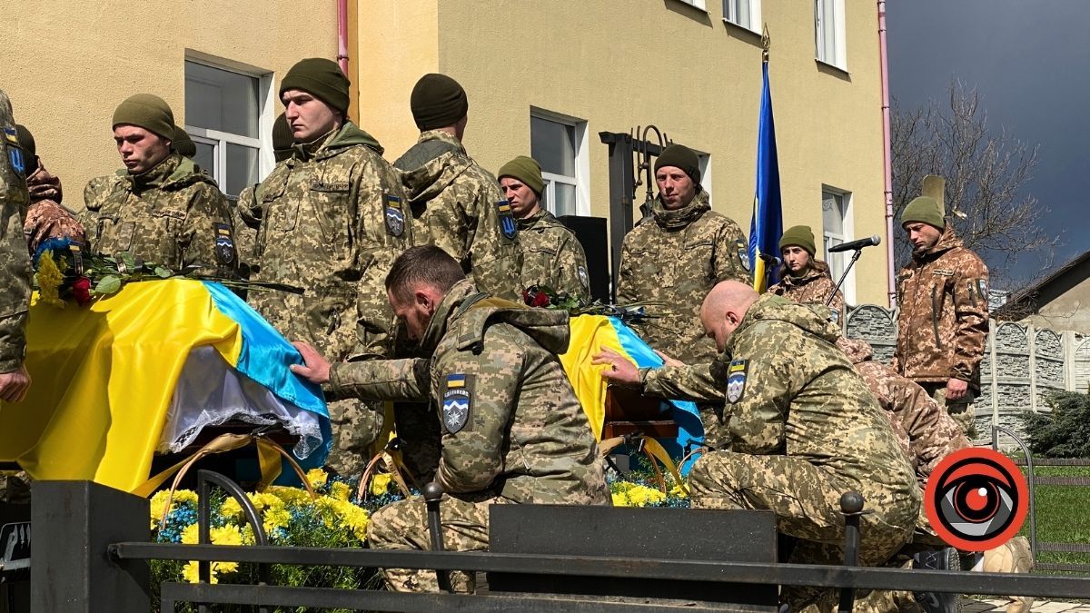 Коломия зустріла загиблих Героїв Василя Рошканюка та Миколу Гриджука 13