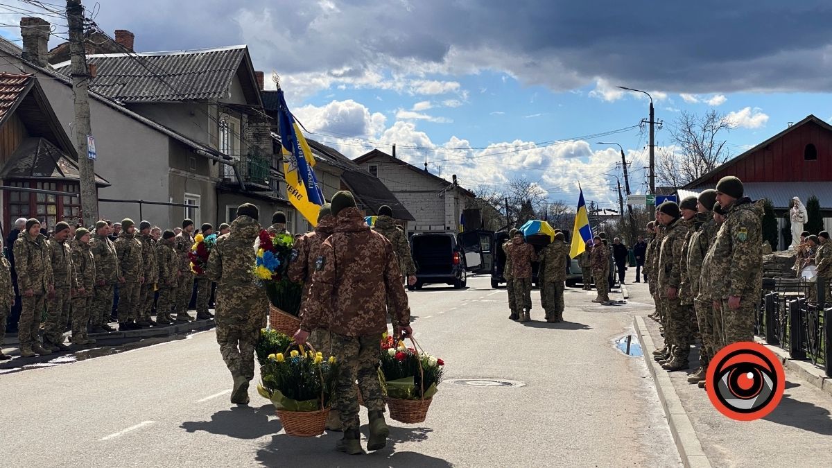 Коломия зустріла загиблих Героїв Василя Рошканюка та Миколу Гриджука 18