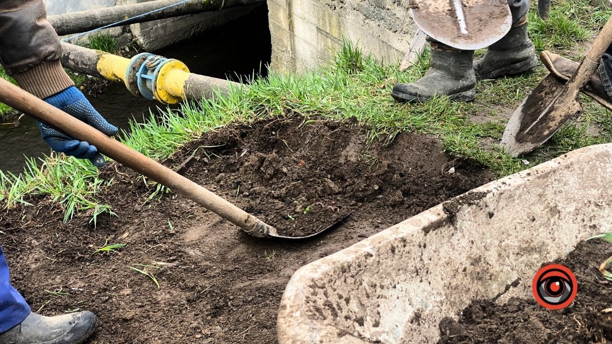 На вул Тарабалки у Коломиї працюють комунальники: що вони роблять? 3