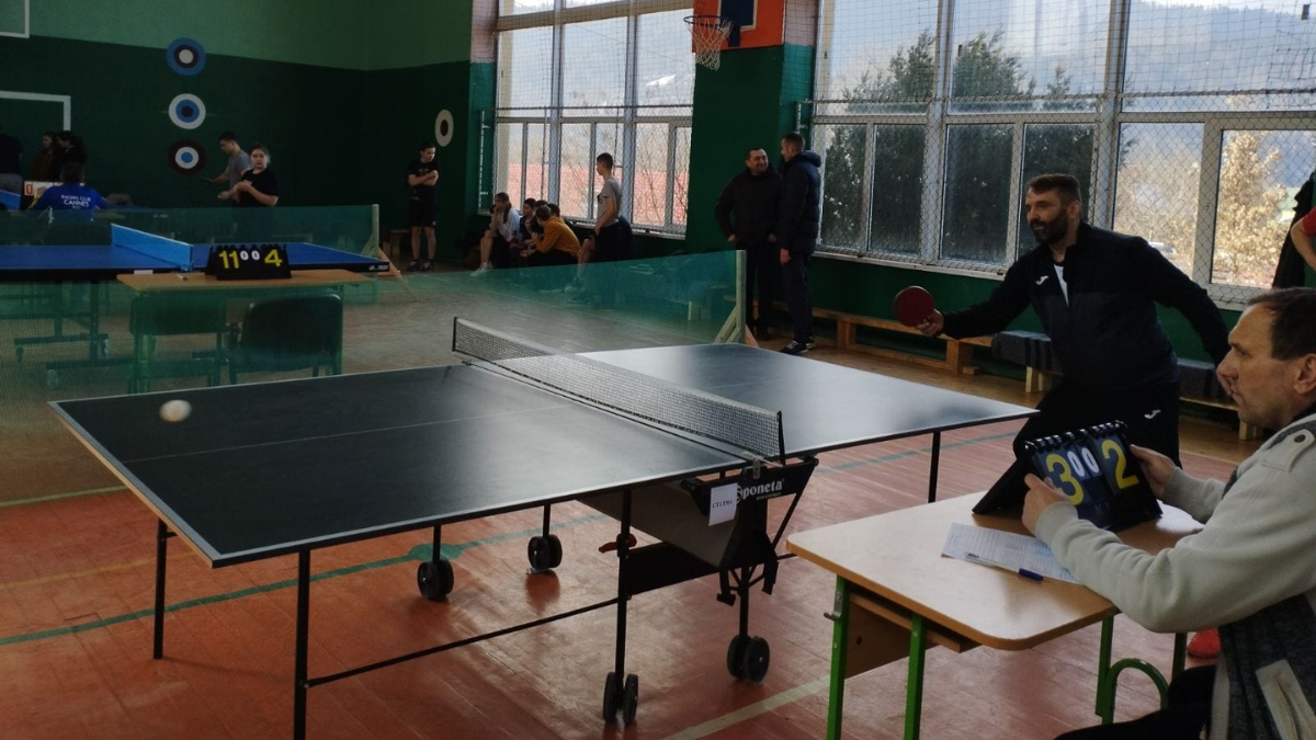 У Яремче на турнірі з тенісу зібрали 13 тисяч гривень для ЗСУ 2